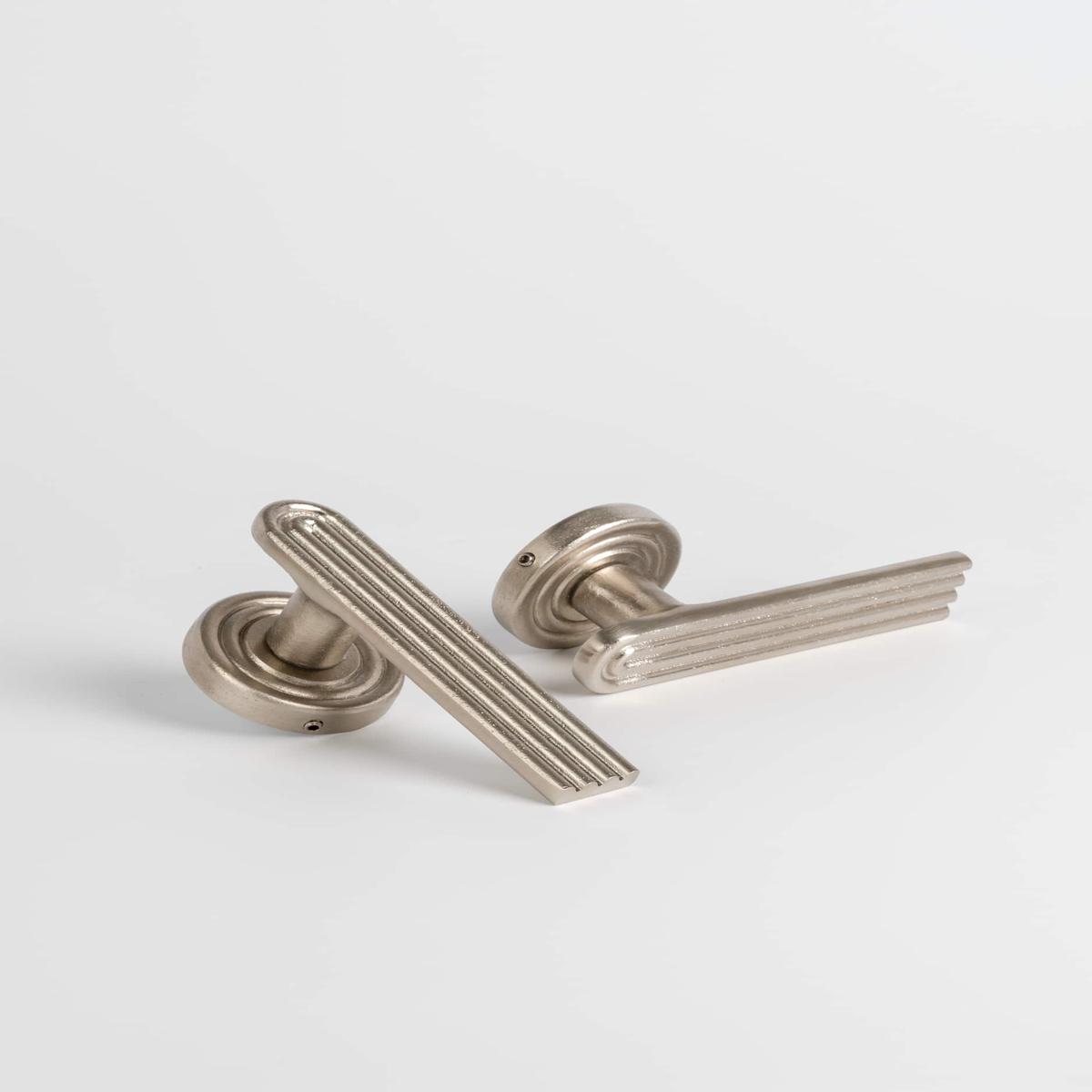 PASSAGE DOOR HANDLE SET Forme N18 - Satin Nickel